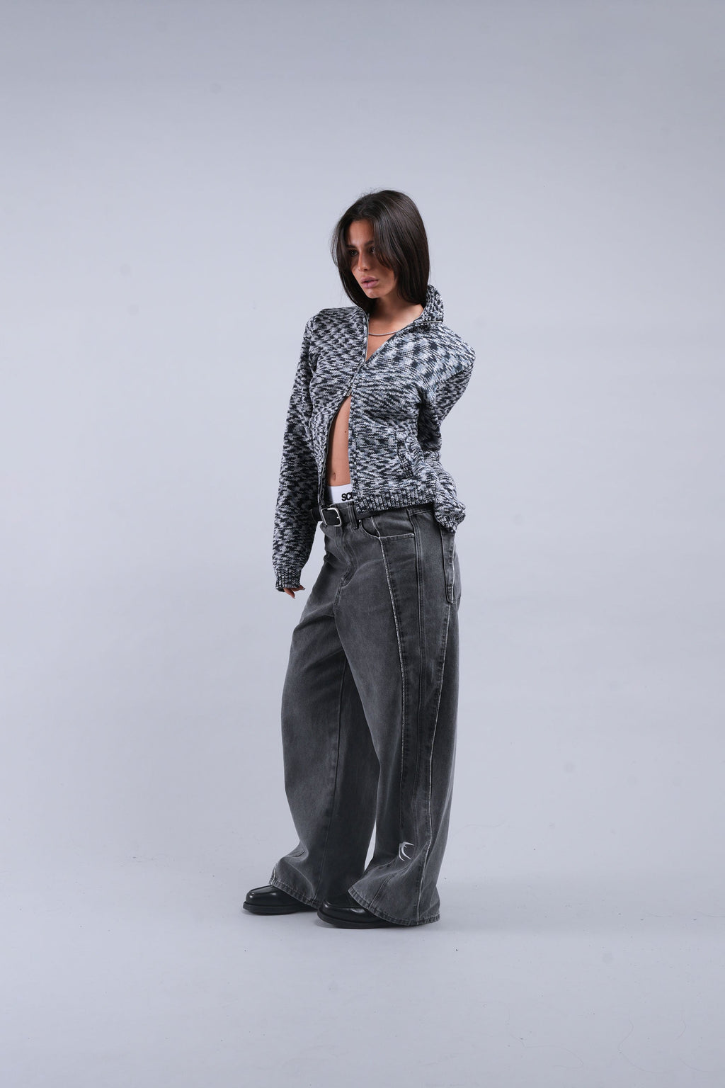 Tropic Grey Knit Zipper