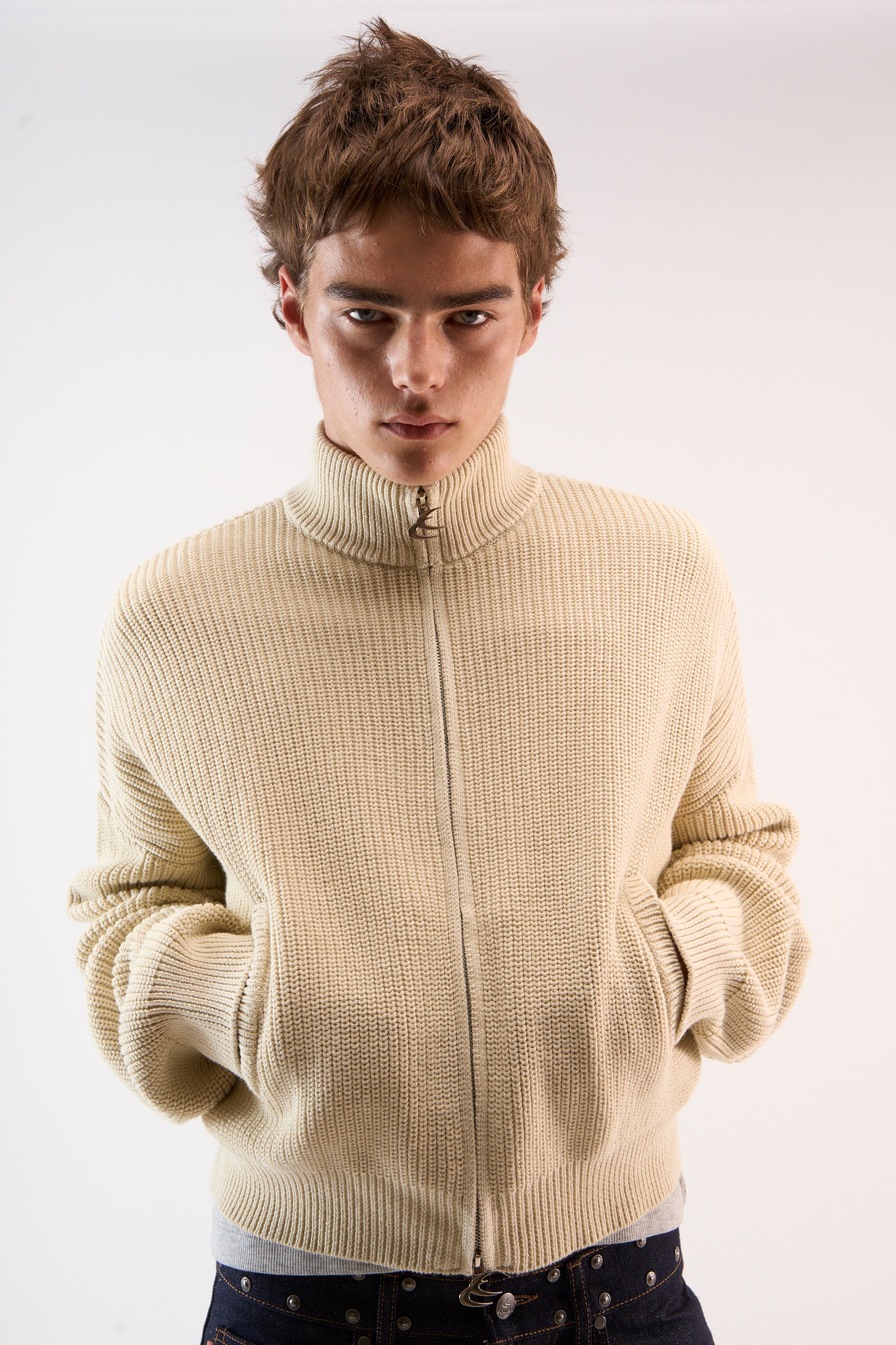 Delore Ecru Knit Zipper