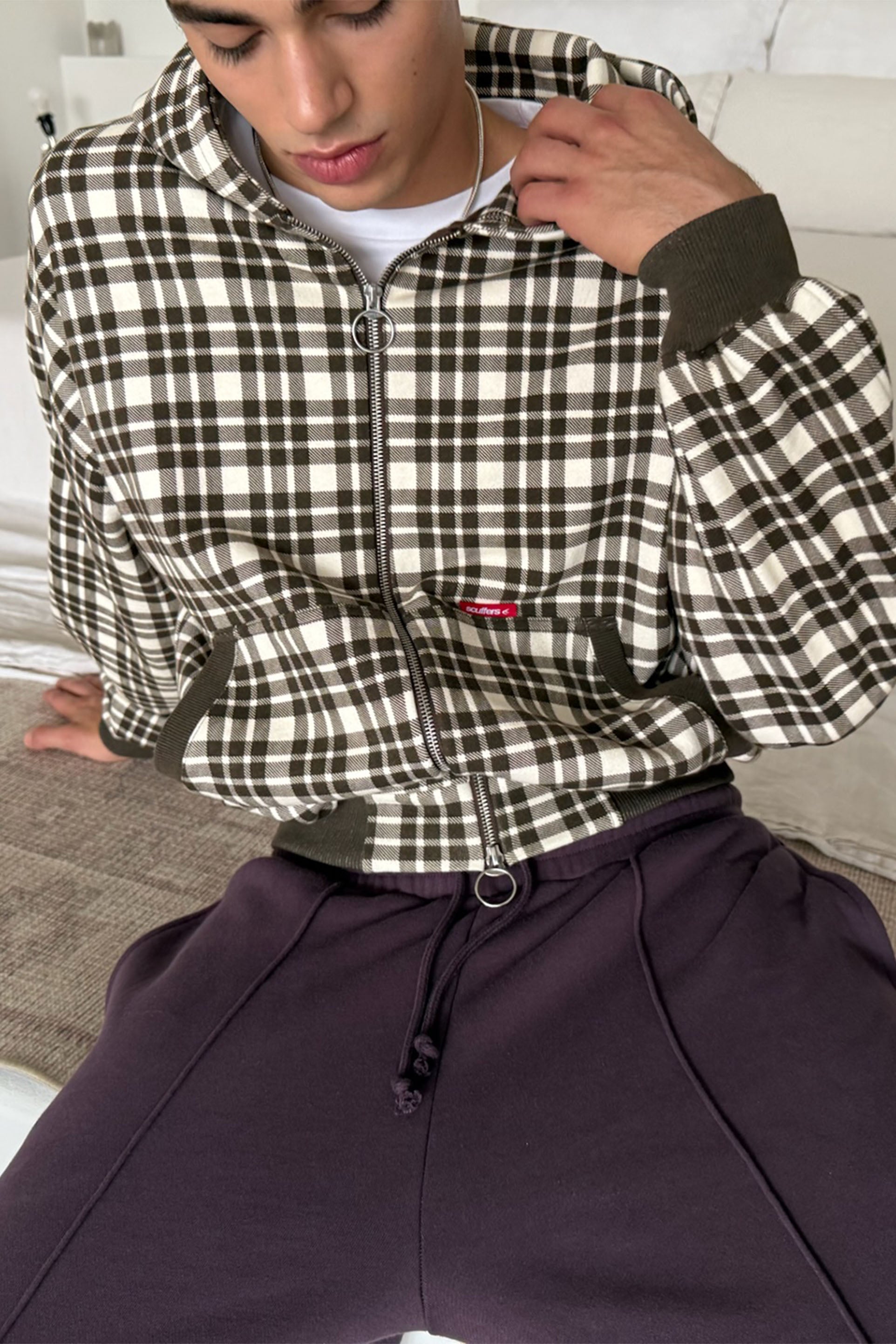 Scff Brown Checks Zipper