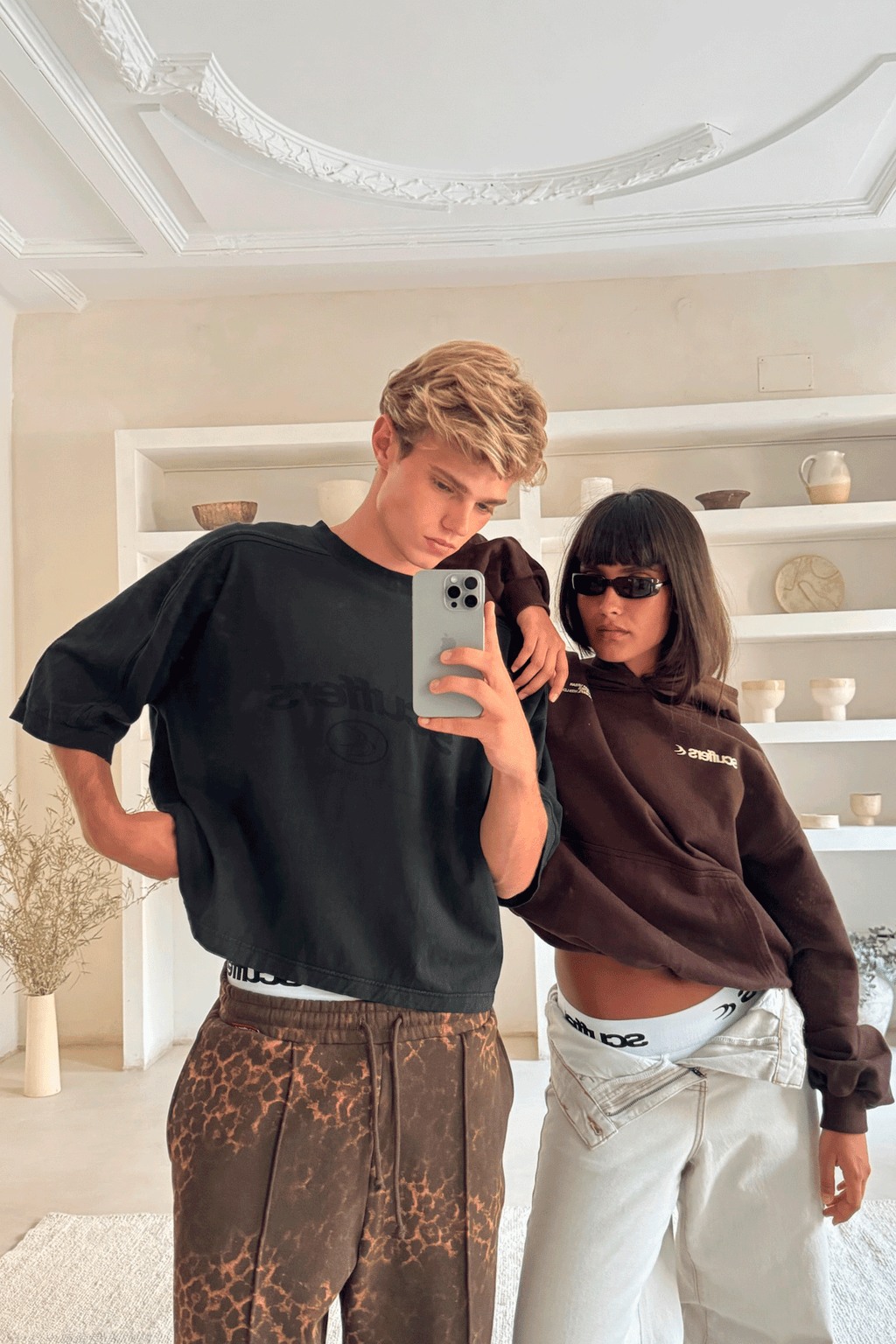 Effortless Total Black T-Shirt