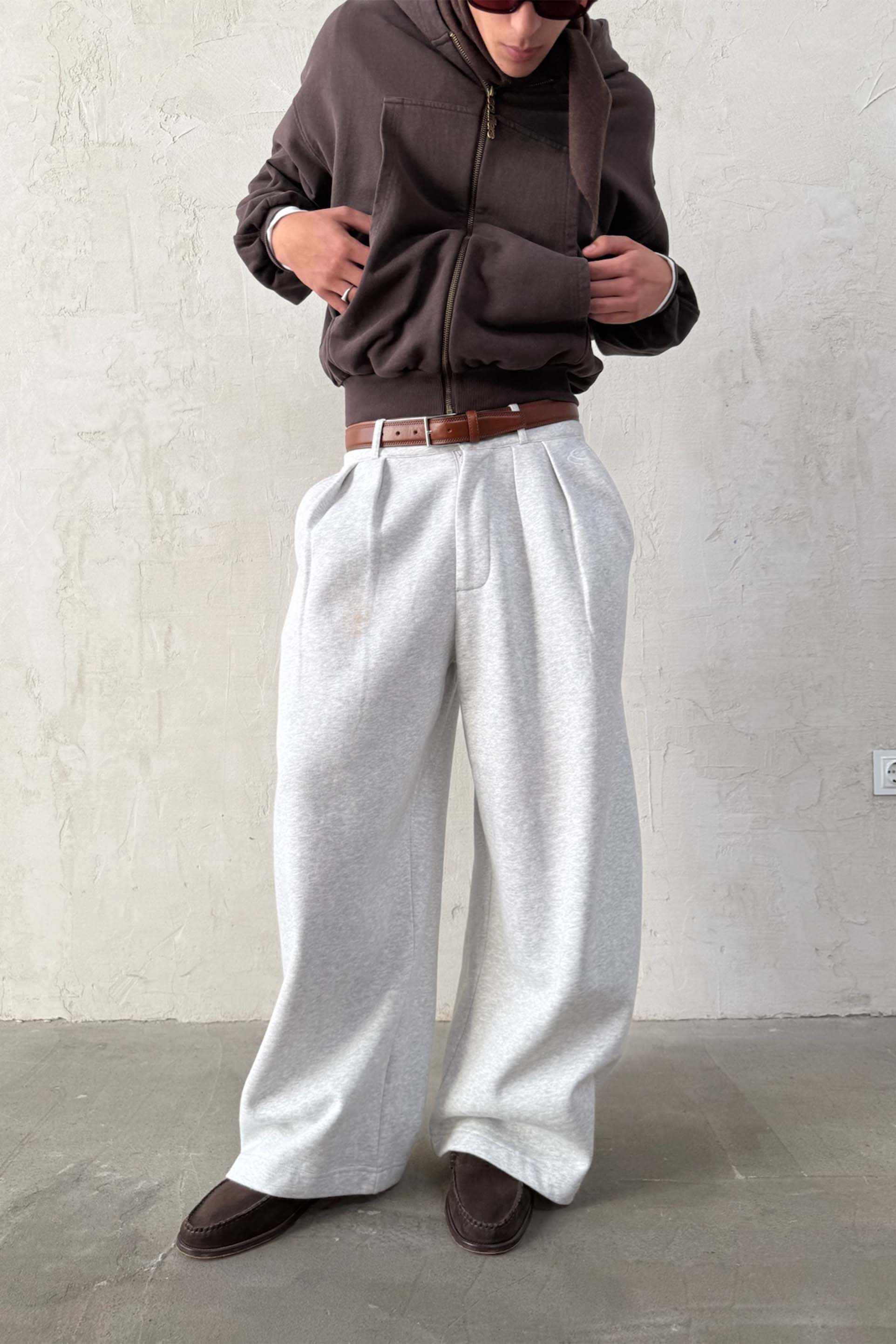 Shell Light Grey Sweatpants