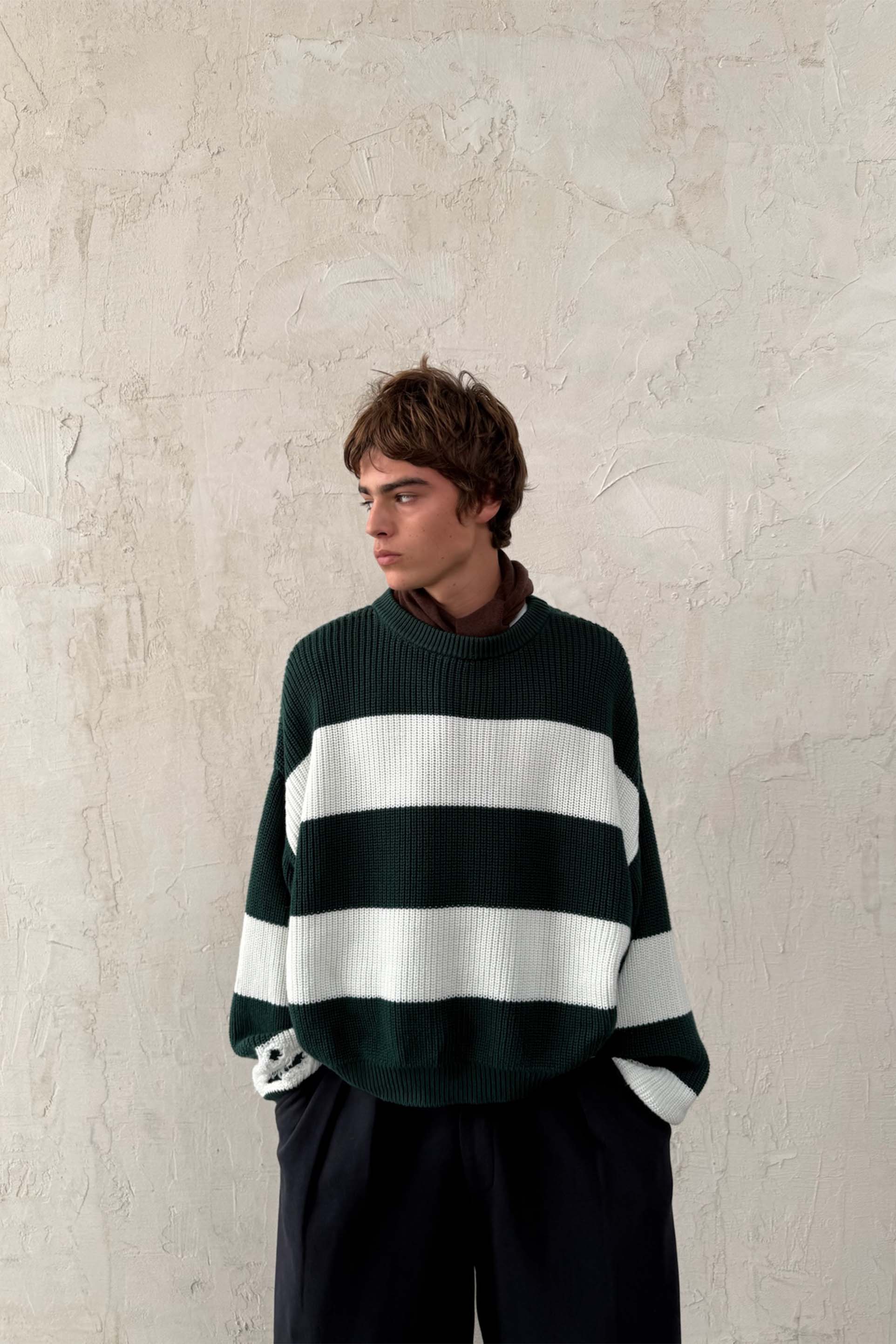 Hole Green & White Knit