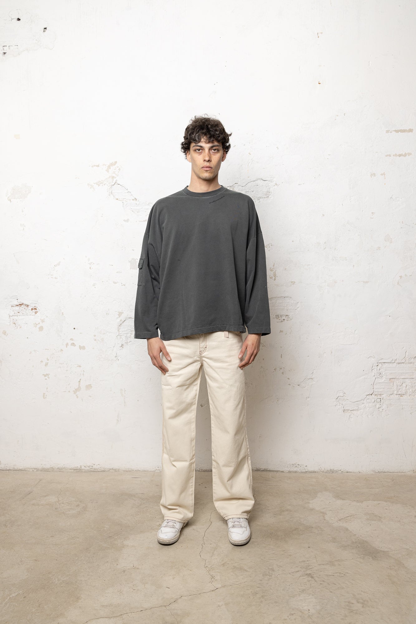 Studios Sweatshirt Faded Grey